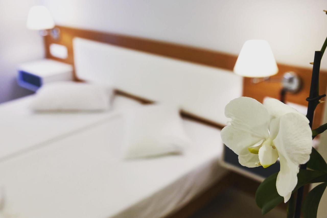 Tsampika Hotel Faliraki Bagian luar foto